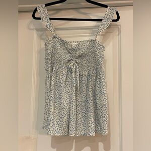 ⭐️Elegant Floral Smocked Camisole - Blue and White